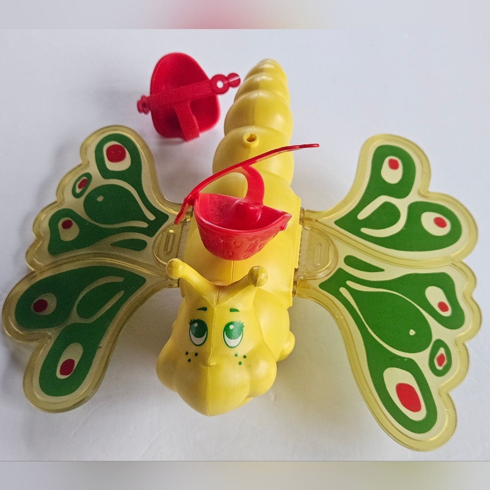 Strawberry Shortcake Flitter Bit Butterfly Toy One Broken Seat